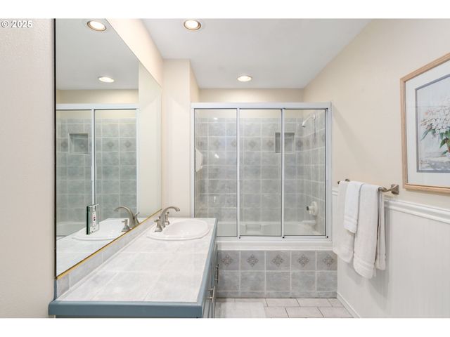 901 Fairway Ct, Manzanita, OR 97130