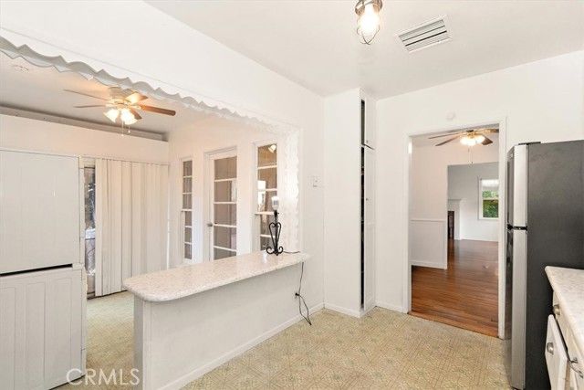 14248 Friar St, Van Nuys (los Angeles), CA 91401