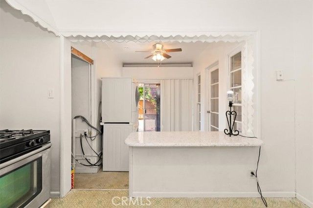 14248 Friar St, Van Nuys (los Angeles), CA 91401