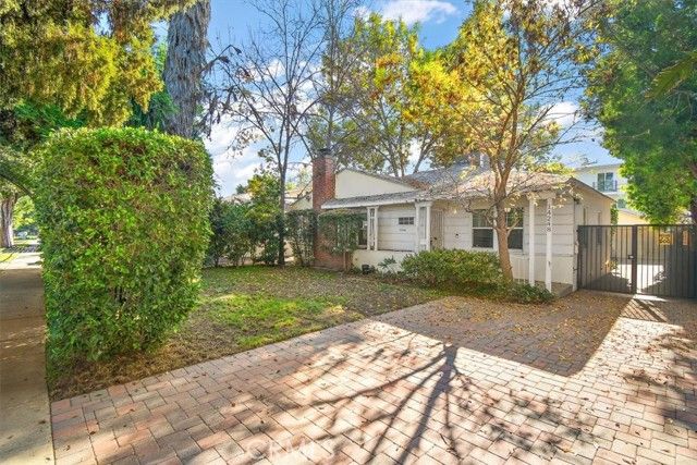 14248 Friar St, Van Nuys (los Angeles), CA 91401