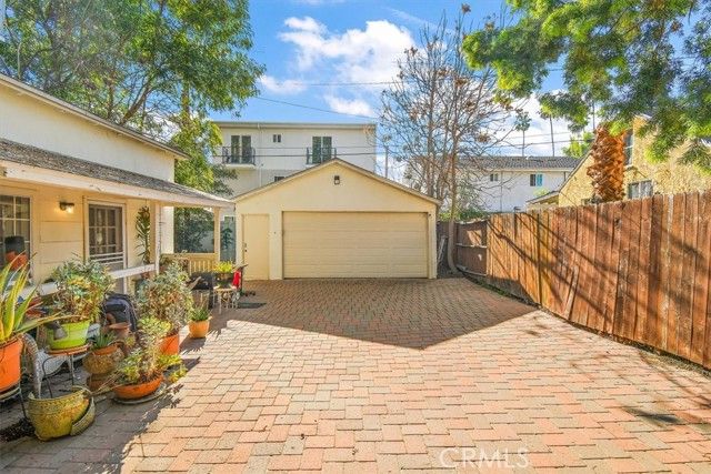 14248 Friar St, Van Nuys (los Angeles), CA 91401