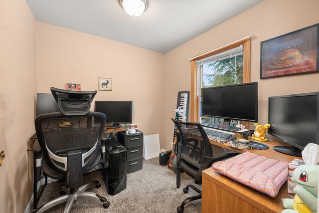 732 Park Avenue, Sycamore, IL 60178