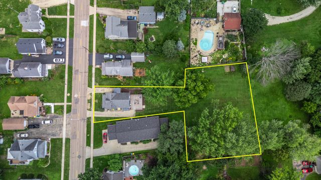 732 Park Avenue, Sycamore, IL 60178