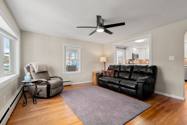 34 Marshall St., Leominster, MA 01453