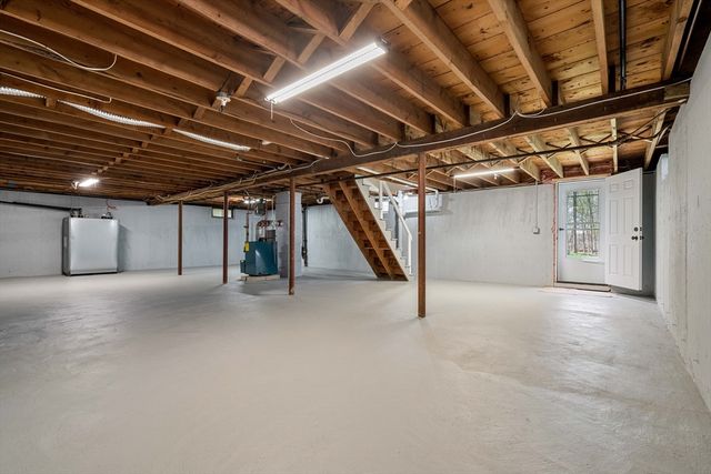 34 Marshall St., Leominster, MA 01453