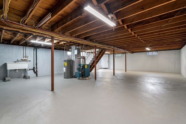 34 Marshall St., Leominster, MA 01453