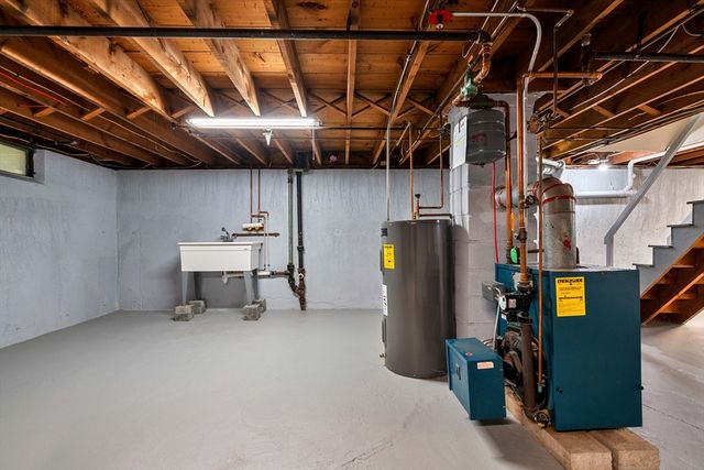 34 Marshall St., Leominster, MA 01453