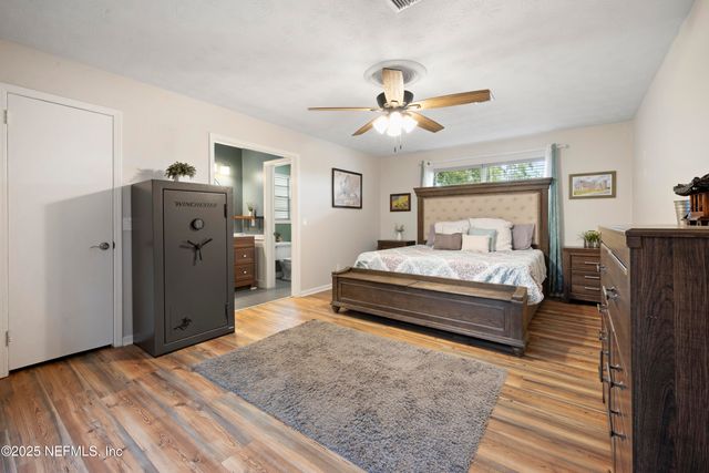 2050 FOXWOOD Drive, Orange Park, FL 32073