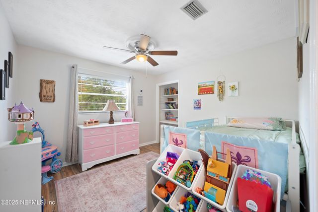 2050 FOXWOOD Drive, Orange Park, FL 32073