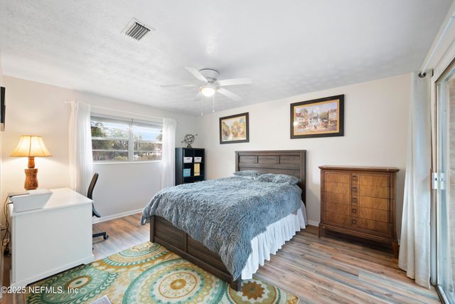 2050 FOXWOOD Drive, Orange Park, FL 32073