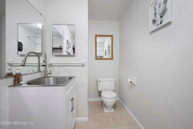 2050 FOXWOOD Drive, Orange Park, FL 32073