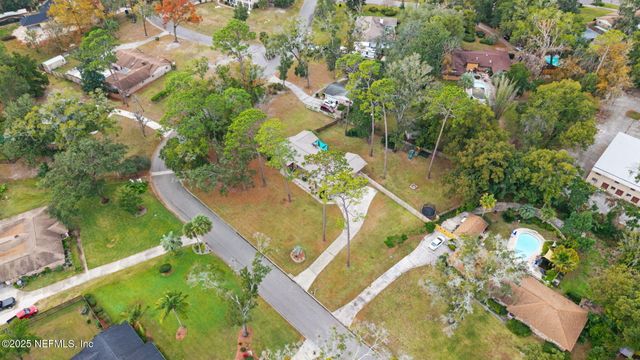2050 FOXWOOD Drive, Orange Park, FL 32073