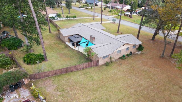 2050 FOXWOOD Drive, Orange Park, FL 32073