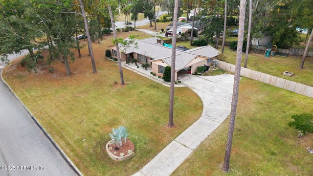 2050 FOXWOOD Drive, Orange Park, FL 32073