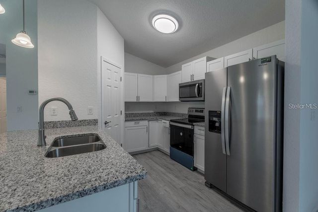 16919 SW 27TH AVENUE, Ocala, FL 34473