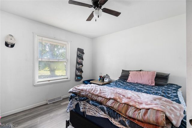 2901 Richmond Avenue NE, Canton, OH 44705