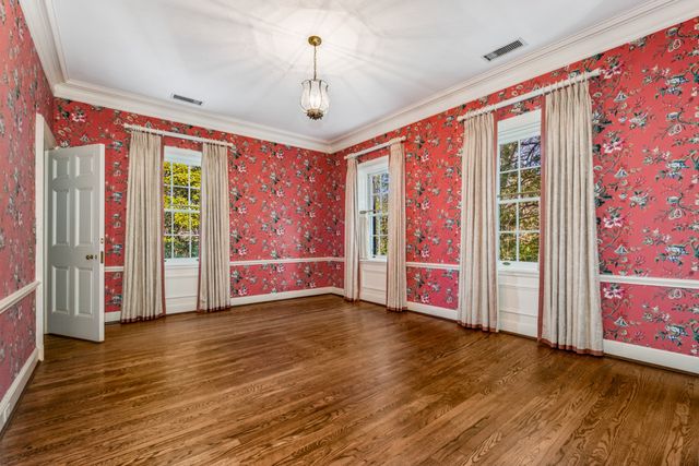 104 Lynnwood Blvd, Nashville, TN 37205
