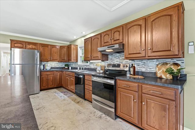 9509 FAITH LN, Damascus, MD 20872