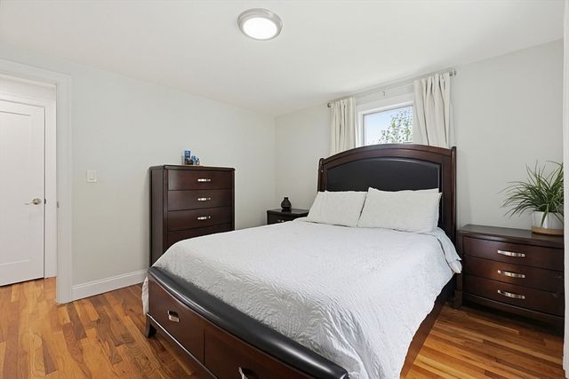 46 Robinson Rd, Woburn, MA 01801