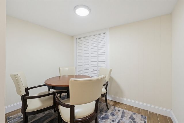 46 Robinson Rd, Woburn, MA 01801