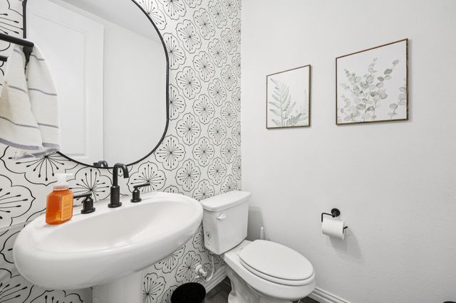 6201 Queens Path, North Richland Hills, TX 76180