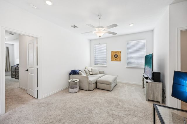 6201 Queens Path, North Richland Hills, TX 76180