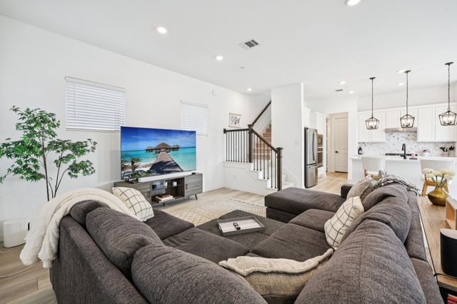 6201 Queens Path, North Richland Hills, TX 76180