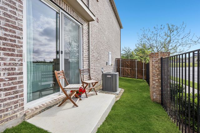 6201 Queens Path, North Richland Hills, TX 76180