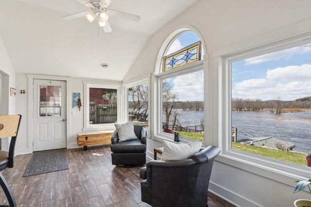 W10126 Schiefelbein Road, Poynette, WI 53955