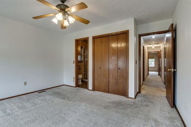 10541 Ricky Lane, Midwest City, OK 73130