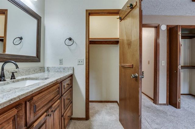 10541 Ricky Lane, Midwest City, OK 73130