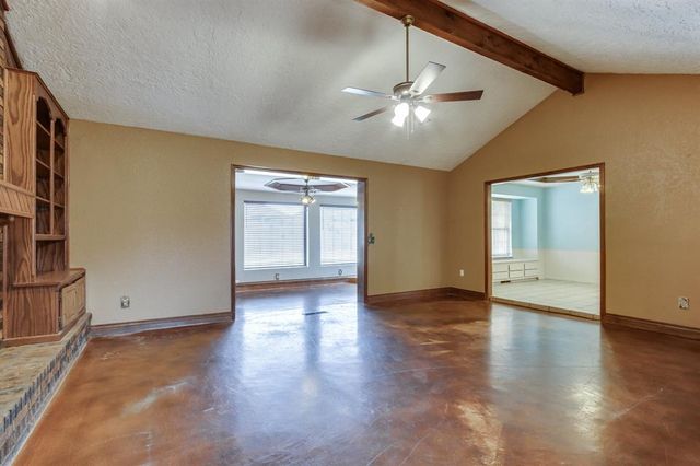 10541 Ricky Lane, Midwest City, OK 73130