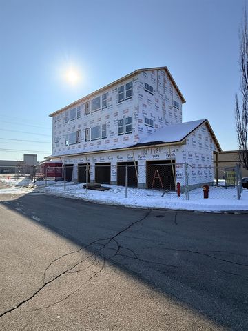 1109 S Carver Street, Traverse City, MI 49686