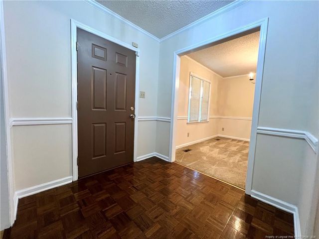6017 Lakeway Drive, Fayetteville, NC 28306