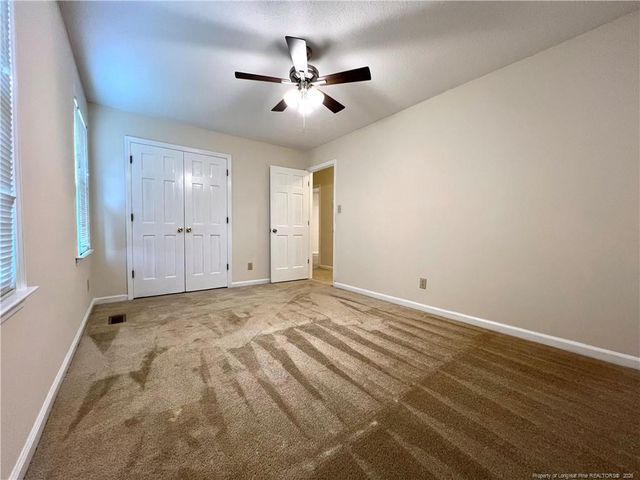 6017 Lakeway Drive, Fayetteville, NC 28306