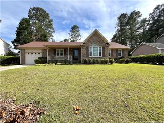 6017 Lakeway Drive, Fayetteville, NC 28306