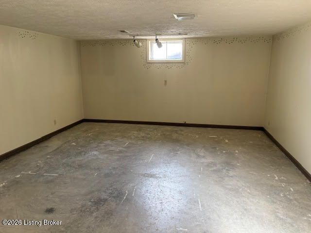 7407 Keisler Way, Louisville, KY 40222