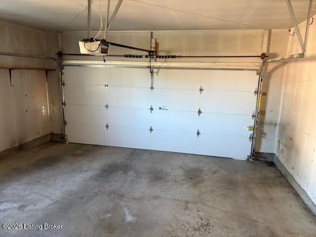 7407 Keisler Way, Louisville, KY 40222