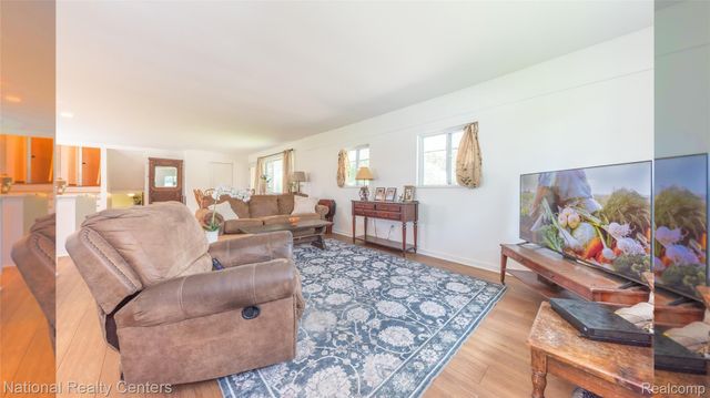 58191 8 Mile Road, Salem Township, MI 48167