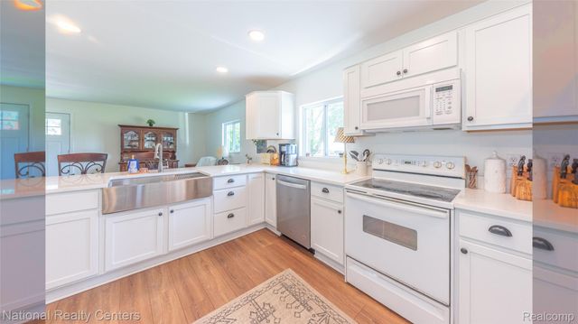 58191 8 Mile Road, Salem Township, MI 48167