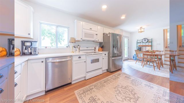 58191 8 Mile Road, Salem Township, MI 48167