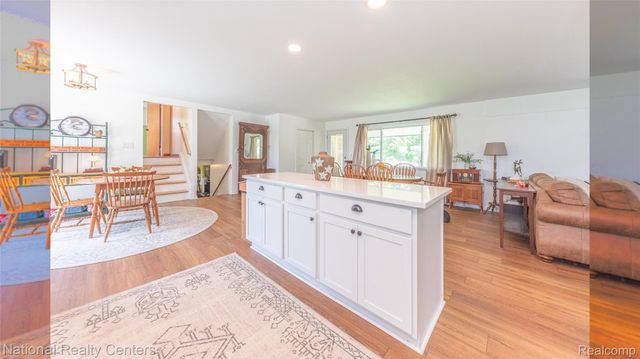58191 8 Mile Road, Salem Township, MI 48167