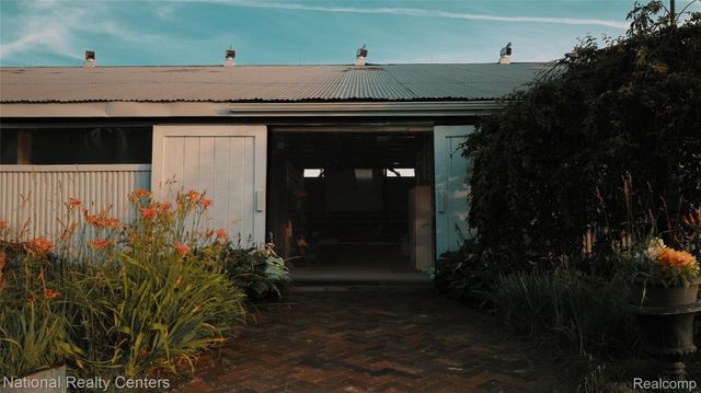 58191 8 Mile Road, Salem Township, MI 48167