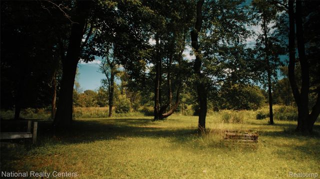 58191 8 Mile Road, Salem Township, MI 48167