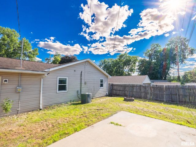 1409 BUSH Street, Pekin, IL 61554
