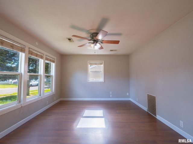 1409 BUSH Street, Pekin, IL 61554