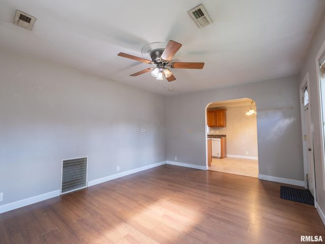 1409 BUSH Street, Pekin, IL 61554