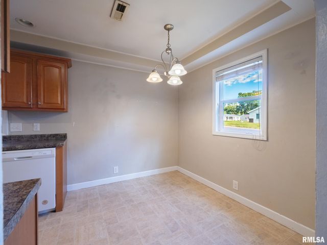 1409 BUSH Street, Pekin, IL 61554
