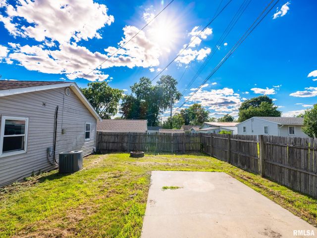 1409 BUSH Street, Pekin, IL 61554