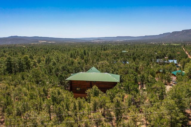 76 Los Altos De Cicuye, Pecos, NM 87552